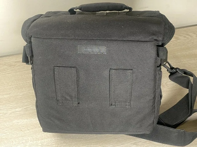 Camera Case 10x6x8 Inches - LowePro image indicator(6)