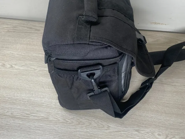 Camera Case 10x6x8 Inches - LowePro image indicator(7)