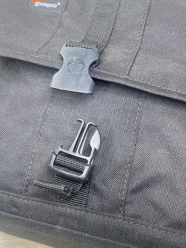 Camera Case 10x6x8 Inches - LowePro image indicator(9)