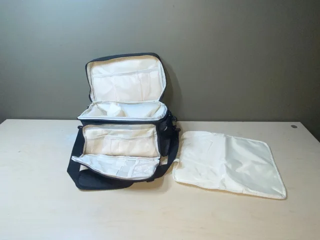 New Portable Diaper Bag 12x8x8 Inches image indicator(2)