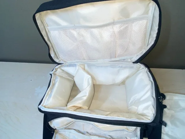 New Portable Diaper Bag 12x8x8 Inches image indicator(4)