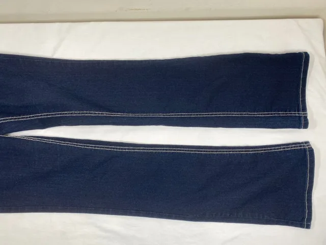 Womens Wrangler 10MWZJK Dark Wash Jeans Sz 0 x 34 Boot Cut image indicator(7)