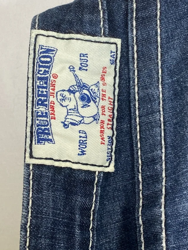 True Religion Jeans Womens Size 26 Straight Cut PreOwned image indicator(9)