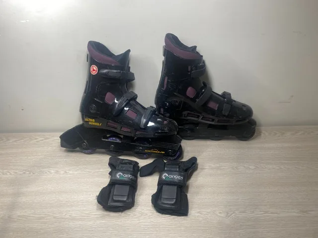 Men's Sz 9 Ultra Wheels Roller Blades image indicator(2)