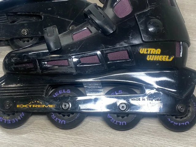 Men's Sz 9 Ultra Wheels Roller Blades image indicator(9)
