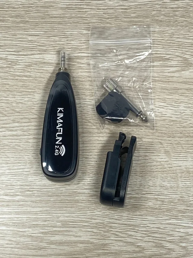 Lapel Microphone Set Wireless With Receiver and adapters NEW image indicator(7)