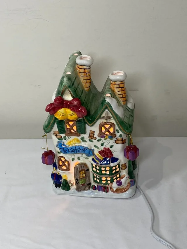 Ceramic Christmas Village Workshop - With Light image indicator(2)