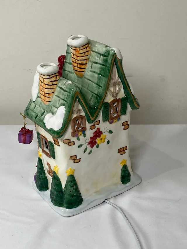 Ceramic Christmas Village Workshop - With Light image indicator(4)