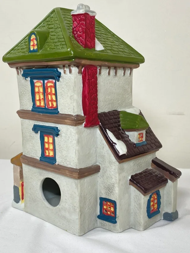 Ceramic Christmas Village Transit Station - No Light image indicator(4)