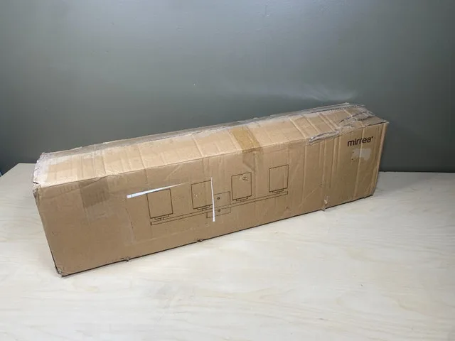 4-Light Vanity Light with Etched White Glass image indicator(3)