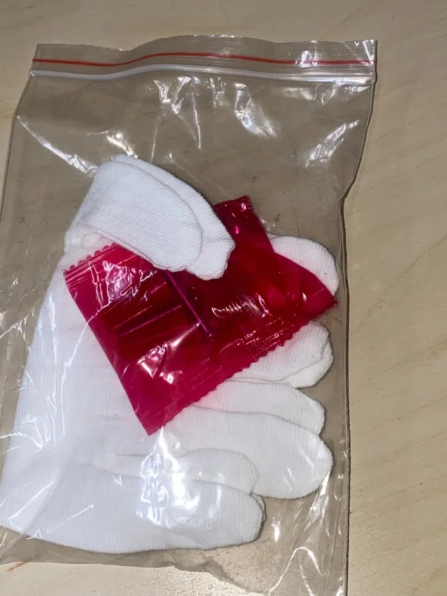 4-Light Vanity Light with Etched White Glass image indicator(5)