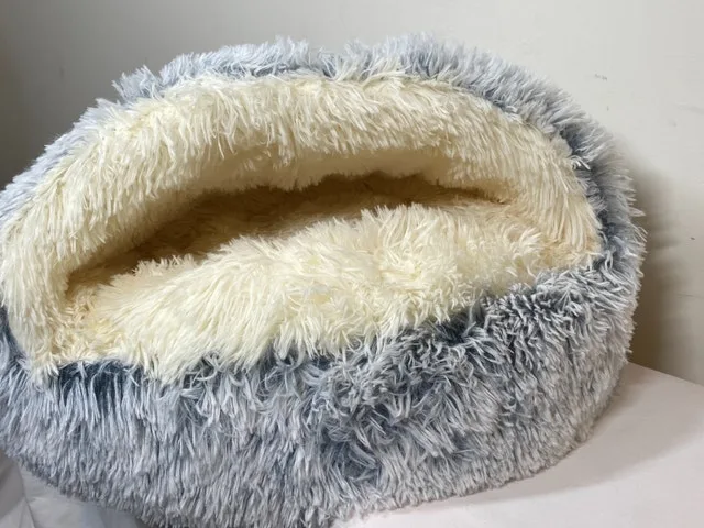 Plush Cat Cave Donut Bed 15 Inch Diameter image indicator(2)