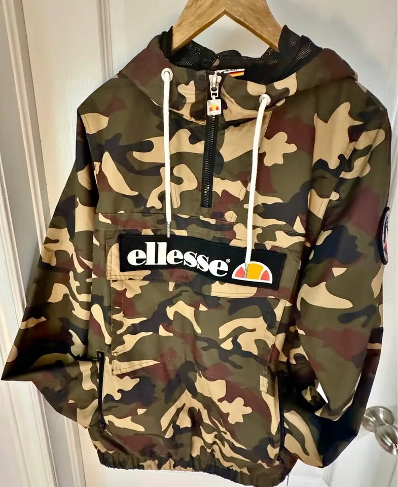Ellesse Mont 2 OH Jacket Camo Men's sz. Small