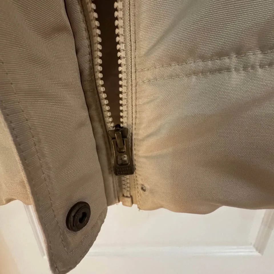 Vintage Beaver Canoe Puffer Vest XL image indicator(4)