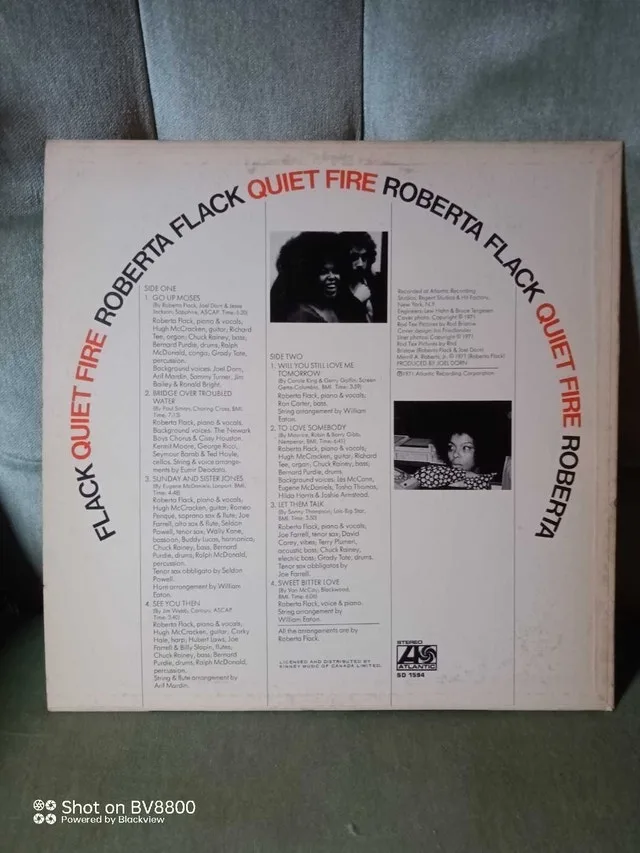 Roberta Flack Quiet Fire Vinyl image indicator(2)