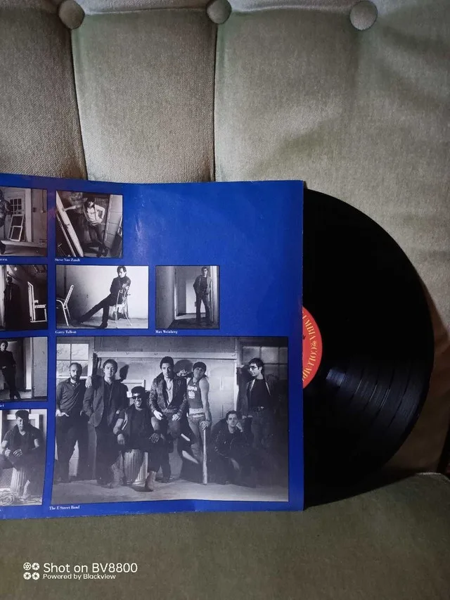 Bruce Springsteen Born in the U.S.A. Vinyl image indicator(4)