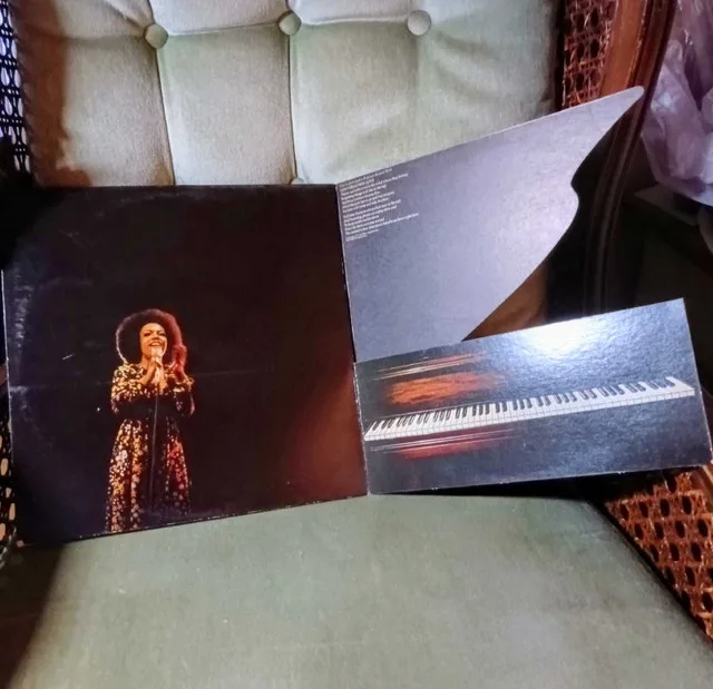 Roberta Flack - Killing Me Softly LP image indicator(2)