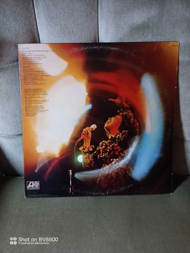 Roberta Flack - Killing Me Softly LP image indicator(6)