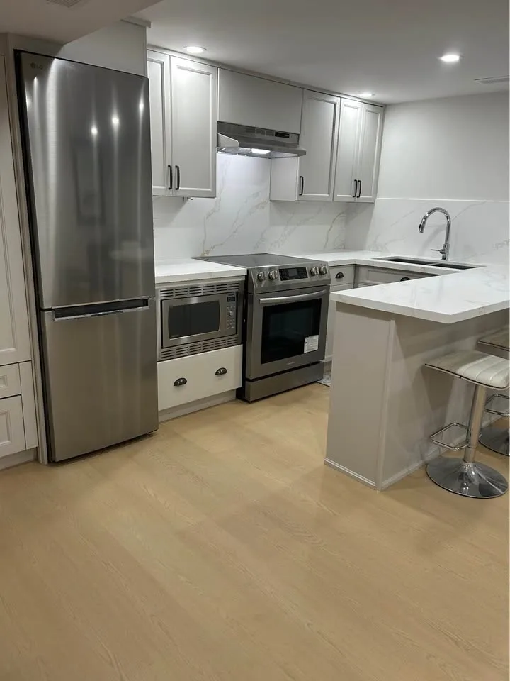 1 Bed 1 Bath - Apartment image indicator(3)