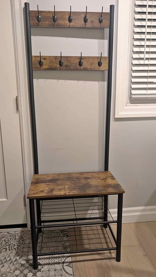Coat hanger shoe rack