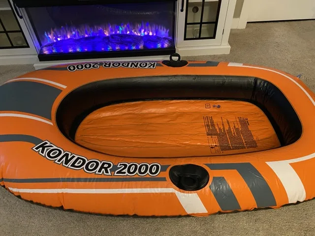 Kondor 2000 Boat