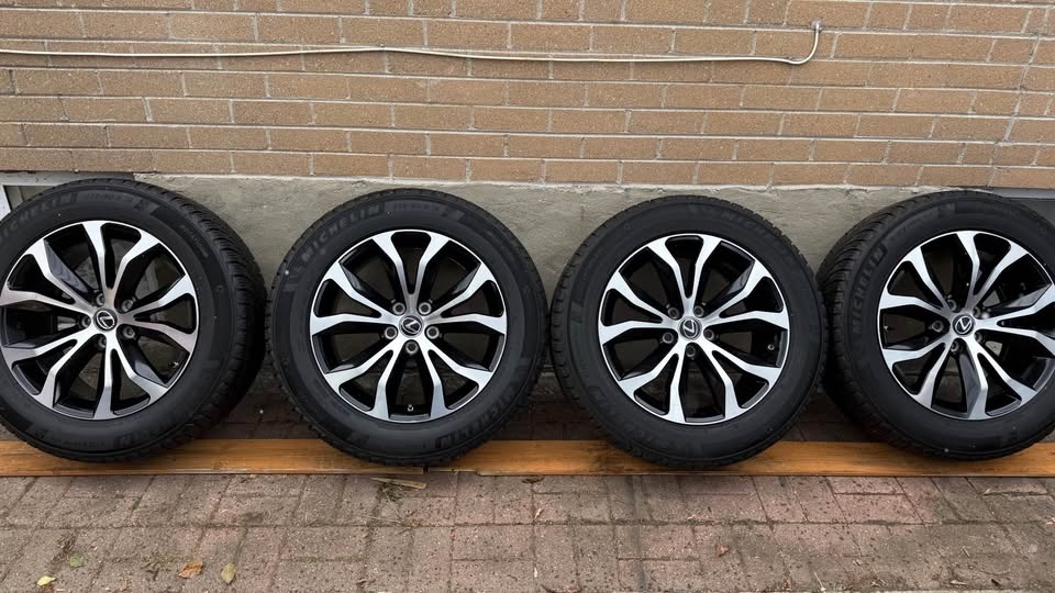 235/60R18 Lexus NX F Sport winter set - photo 2
