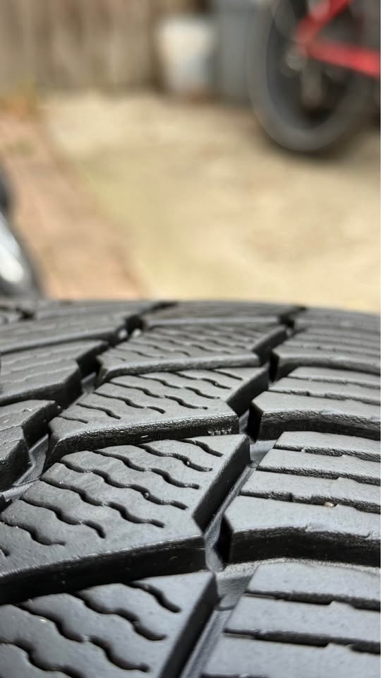 255/50R20 Volswagen Atlas winter set - photo 2