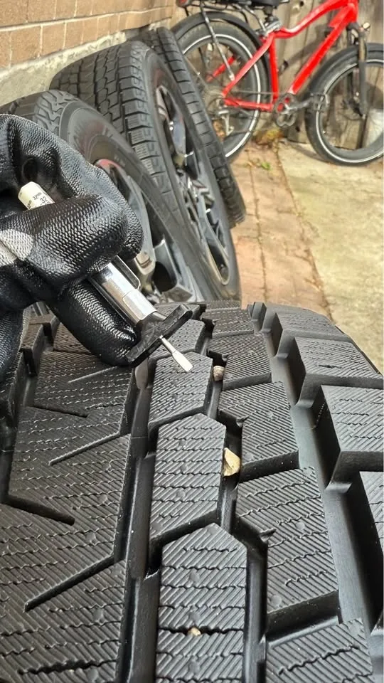 235/60R18 Honda crv touring winter set image indicator(4)