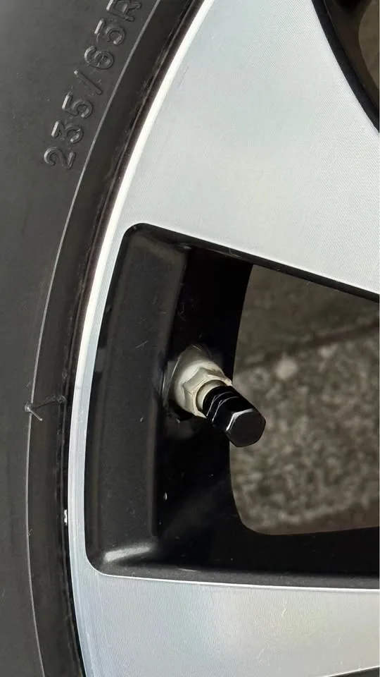 235/65R18 Lexus RX winter set image indicator(9)