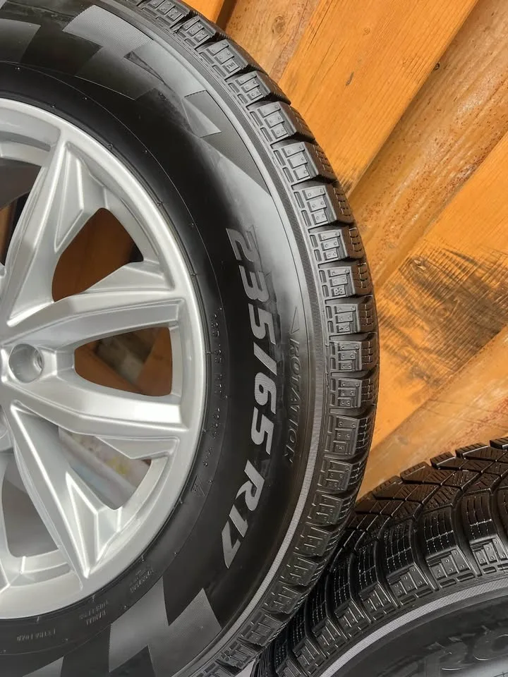 235/65R17 - 4 Luxury Ausi Winter Wheels and Pirelli Ice Zero 5x1 image indicator(3)