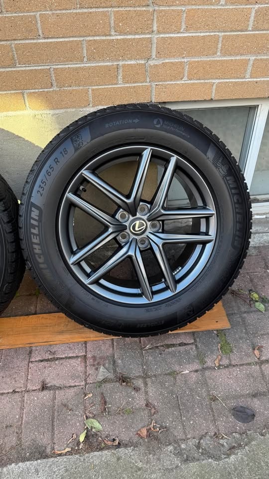 235/65R18 Micheline X ice snow SUV tires with LEXUS rims - photo 5