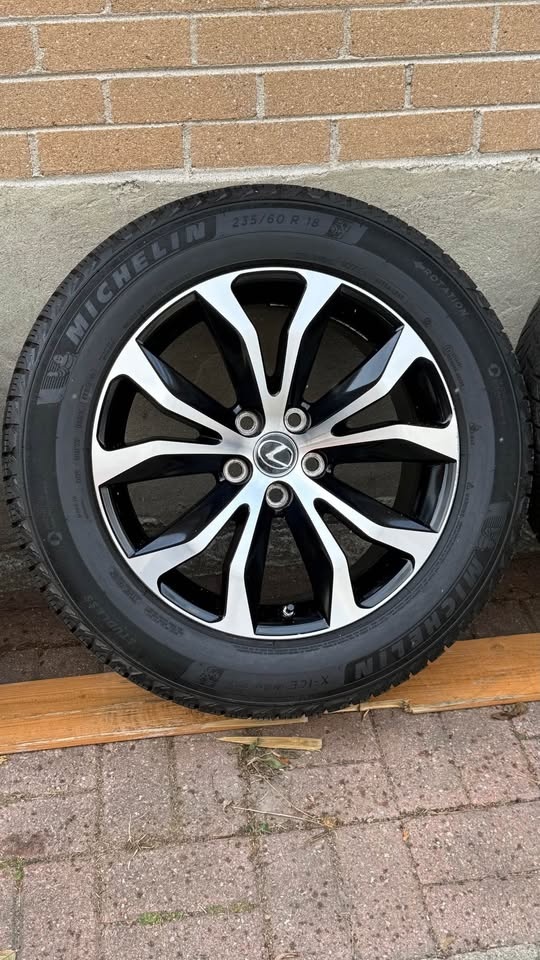 235/60R18 OEM Lexus Rims with Michelin winter tires - photo 5