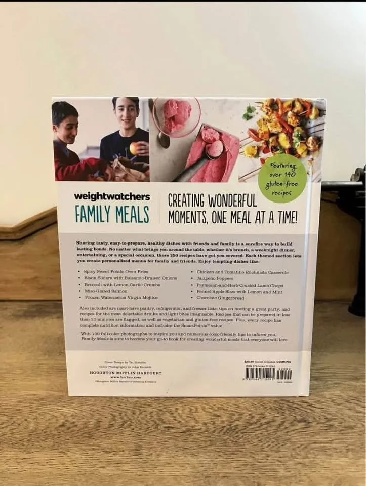 Weight Watchers Family Meals Cookbook - 250 Recipes image indicator(3)