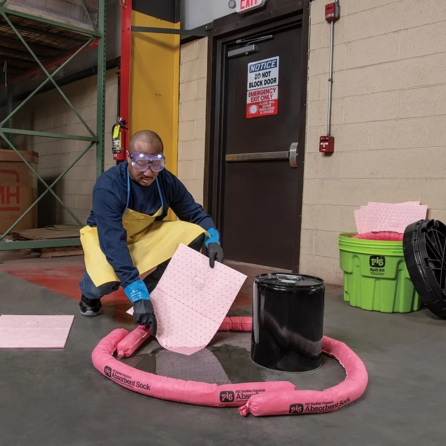 PIG® HazMat Spill Kit in 20-Gallon Container image indicator(3)