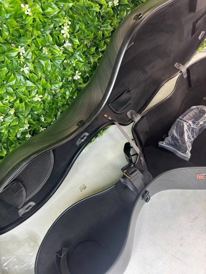 Crossrock Cello Case 4/4 with Backpack and Wheels - Black image indicator(5)