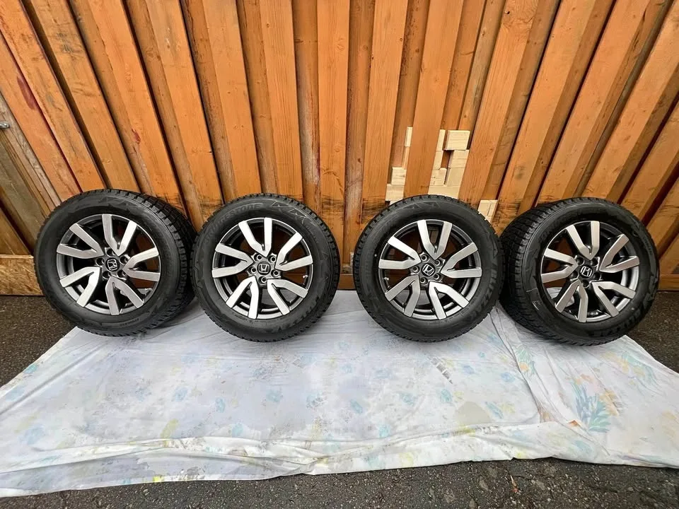 245/60R18 OEM Honda Pioot Rims and Bridgestone 2024 Tires