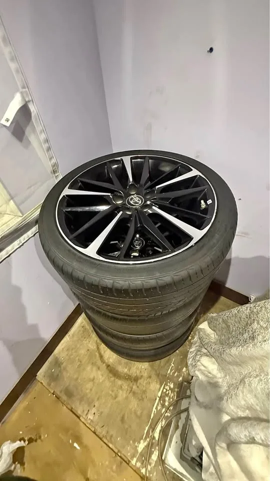 235/45R19 Toyota Camry, extreme sport edition set