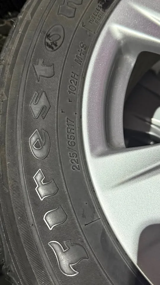 225/65R17 Toyota RAV4 all season set ￼