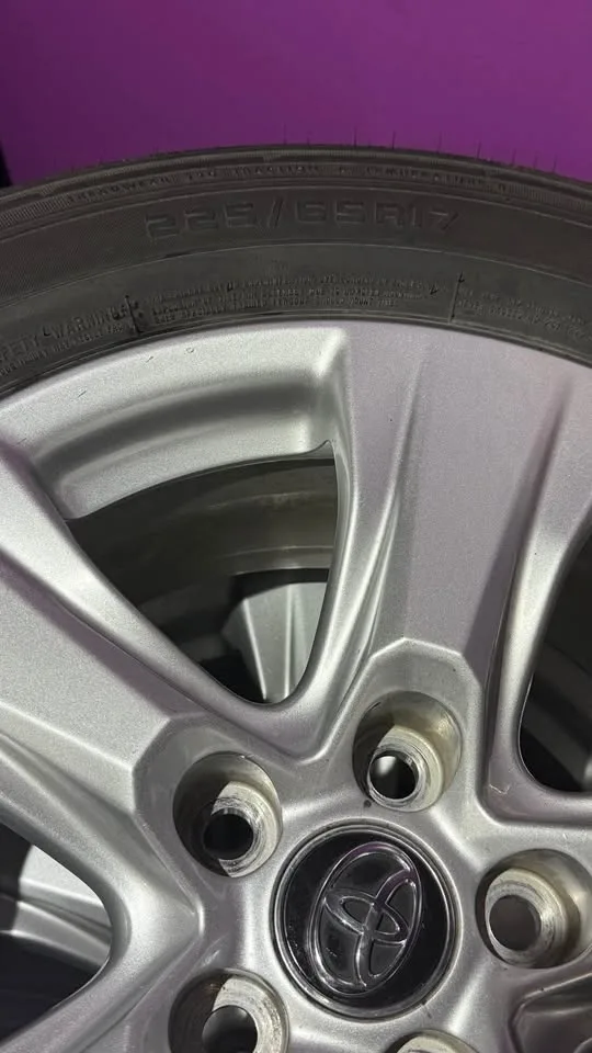 225/65R17 Toyota RAV4 all season set ￼ image indicator(4)