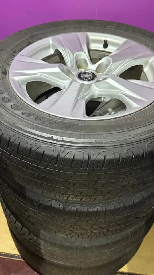 225/65R17 Toyota RAV4 all season set ￼ image indicator(6)