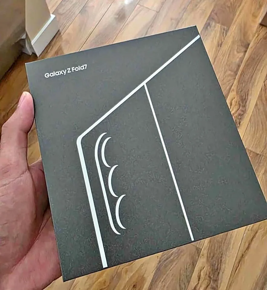 Samsung Galaxy Z Fold 7 512 GB – Blue Shadow BRAND NEW