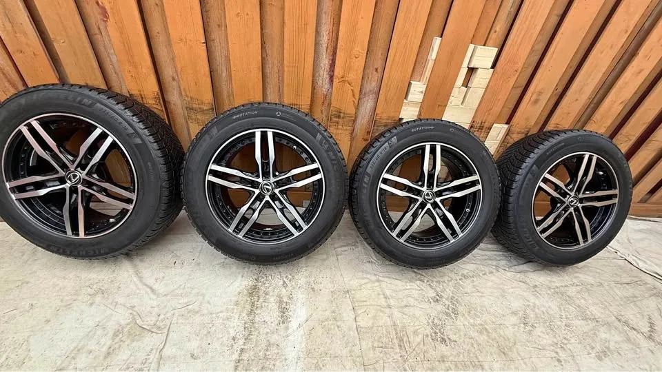235/60R18 Lexus, NX and RX winter tires with sport rims
