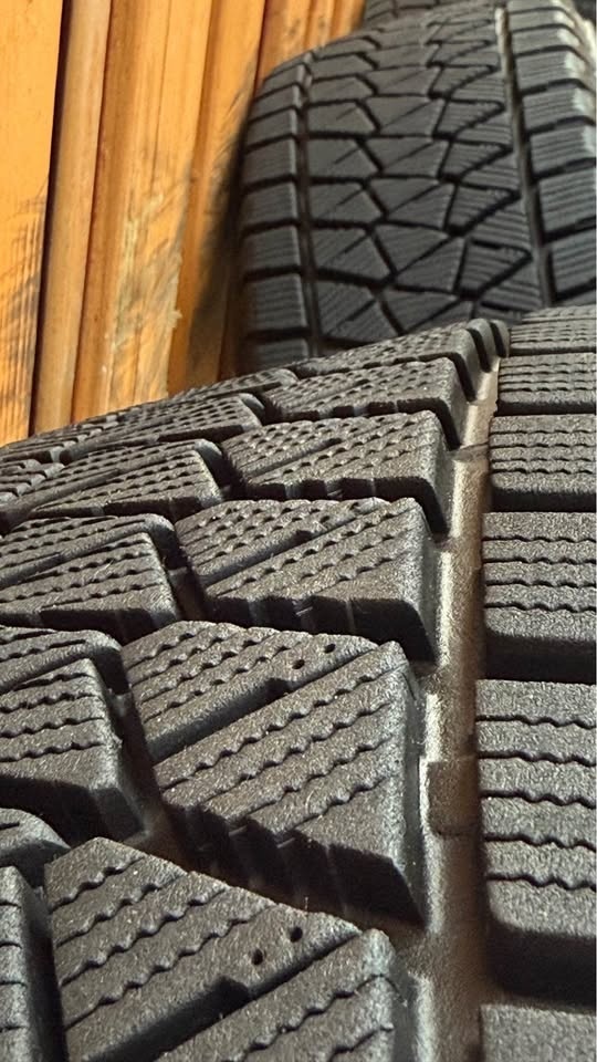 225/65R17 Toyota RAV4 winter set ￼ - photo 2