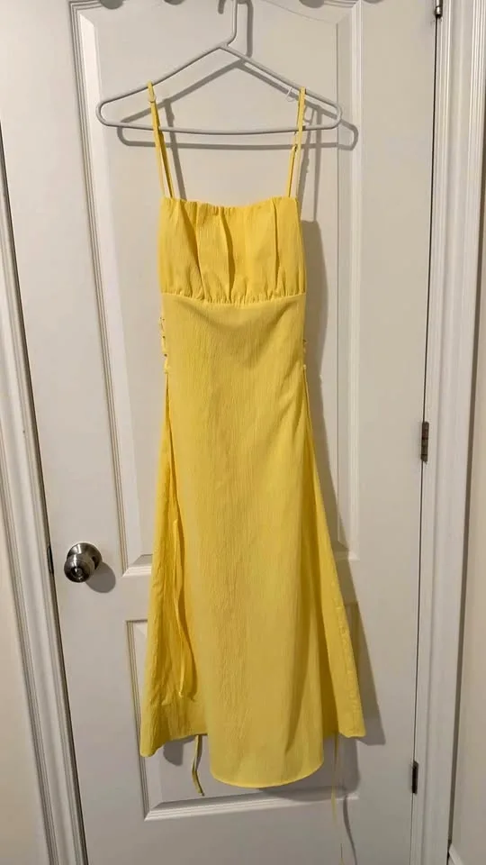 Fashion Nova Yellow Sundress – Size 1X – Like New