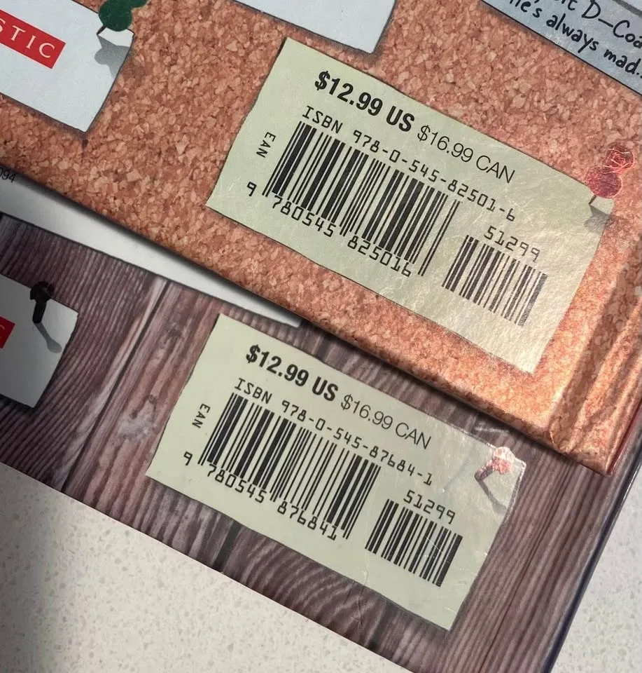 FREE EUC: DC Comics Secret Hero Society Book Series image indicator(6)