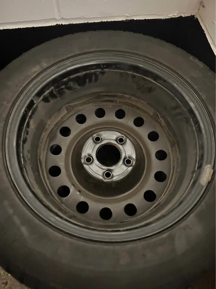 Uniroyal winter tires 4 set image indicator(2)