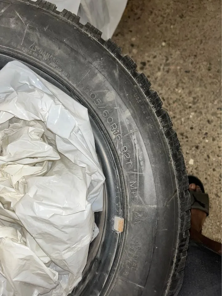 Uniroyal winter tires 4 set image indicator(4)