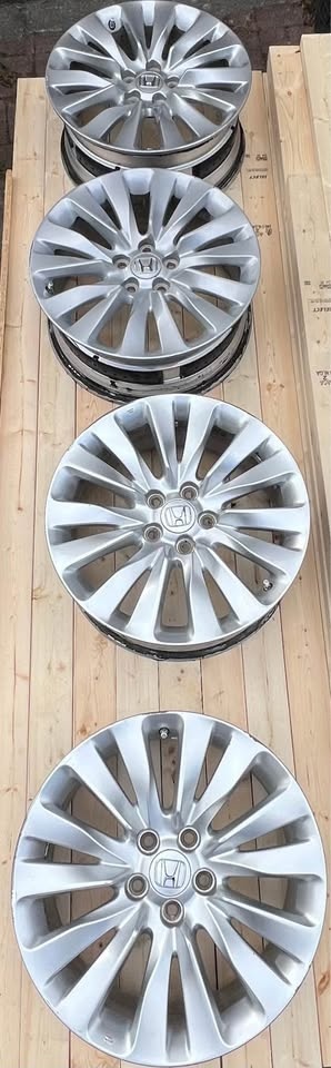 Honda CRV 19 inch alloy rims - photo 3