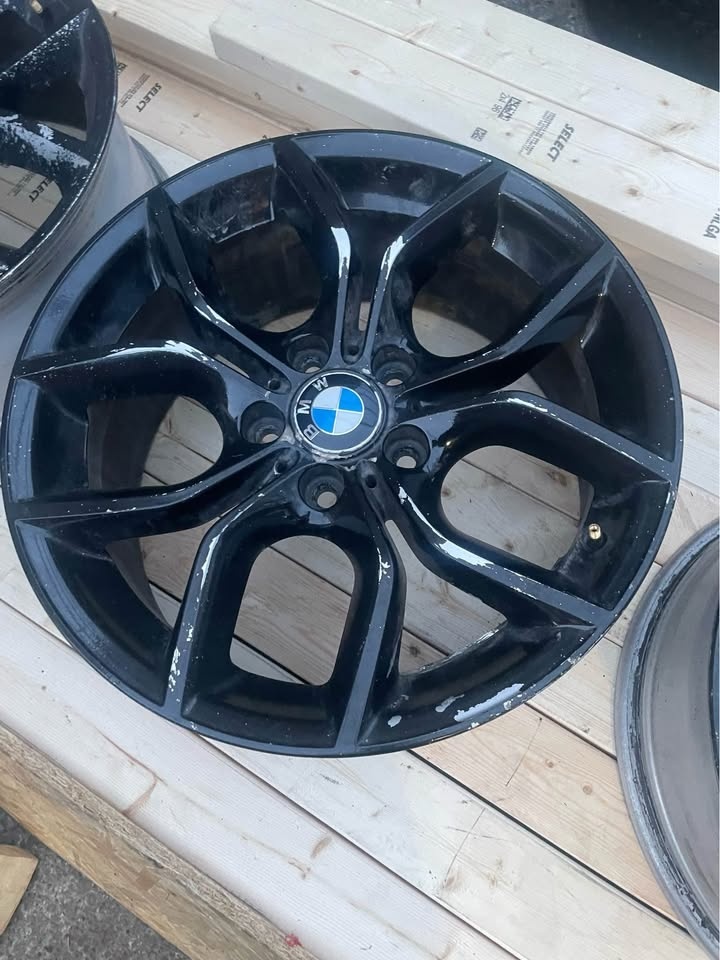 18 inch alloy BMW X3 rims - photo 2