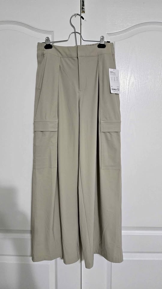 Athleta Pinnacle Cargo Trouser Reg $160 - NWT